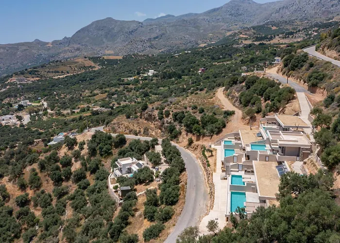 Pyrgos Exquisite Villas