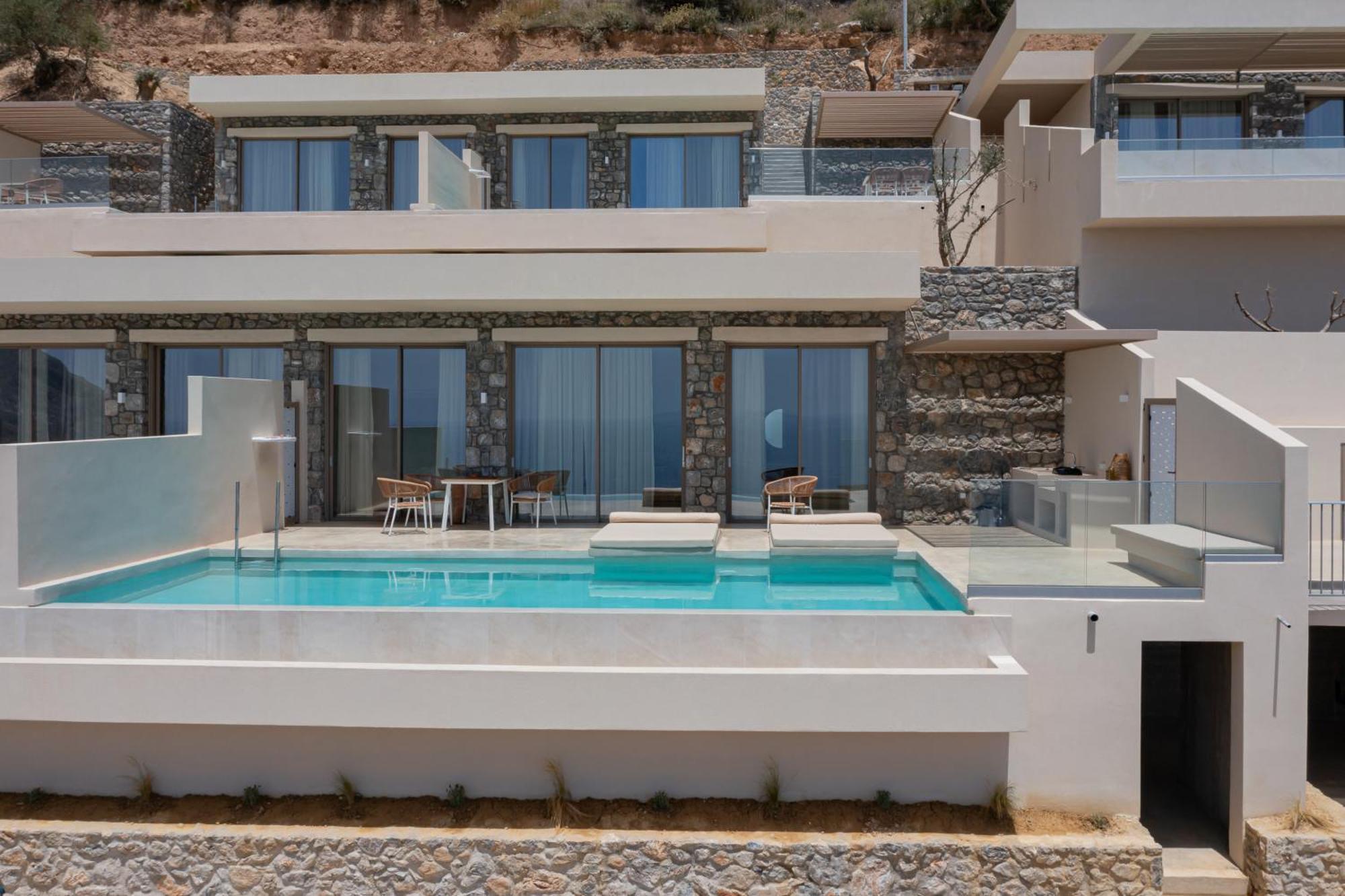 Pyrgos Exquisite * Πλακιάς