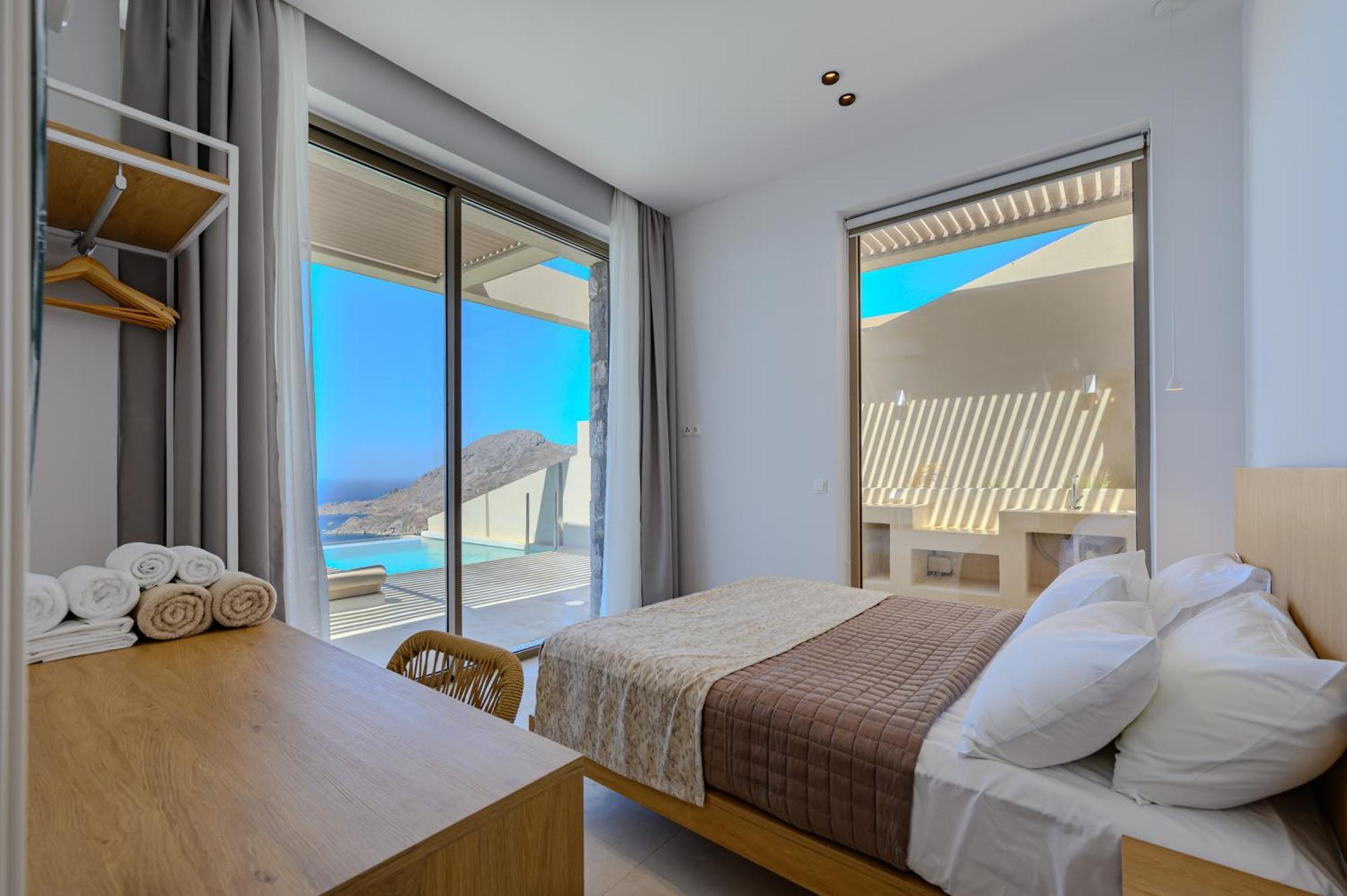 Vila Pyrgos Exquisite